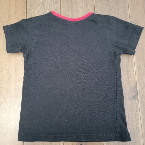 Unisex Size 6 Mickey Mouse Black T-Shirt with Red Trim - Picture 7 of 7